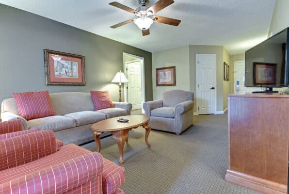 Club Wyndham Living room